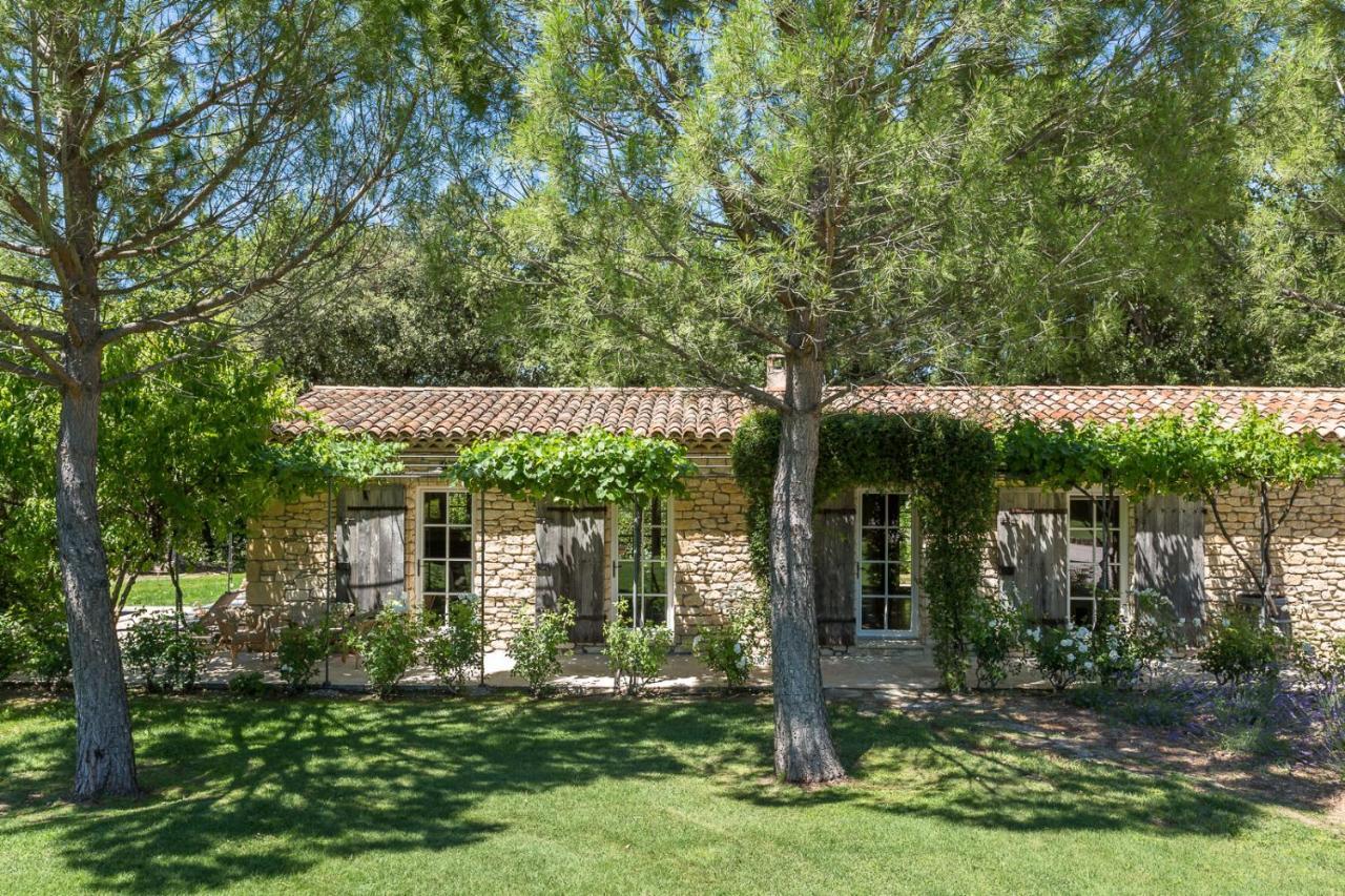 Bed and Breakfast Domaine Les Roullets Oppède Exterior foto