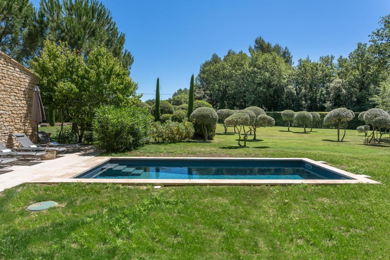 Bed and Breakfast Domaine Les Roullets Oppède Exterior foto
