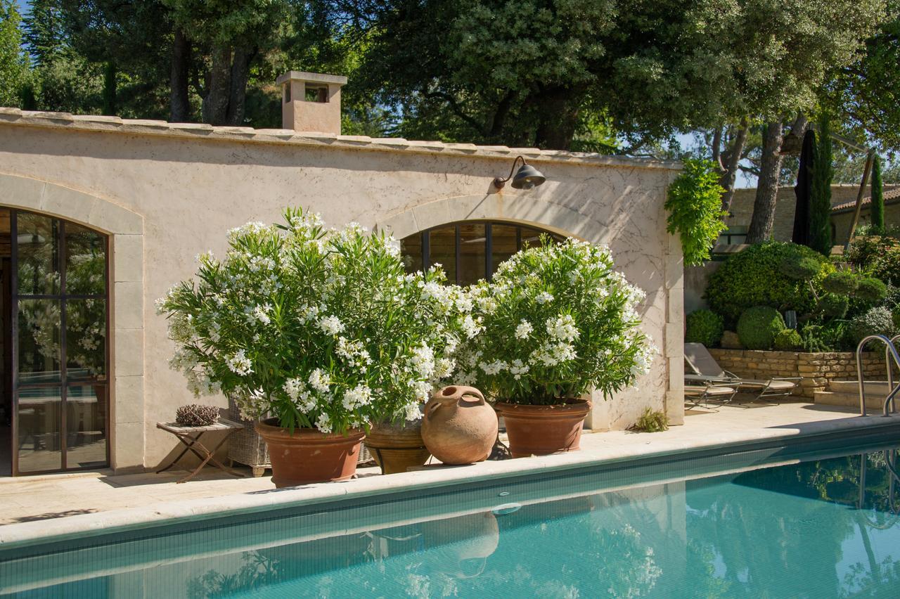 Bed and Breakfast Domaine Les Roullets Oppède Exterior foto